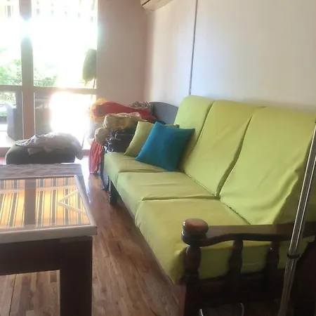 Beach Apartment *